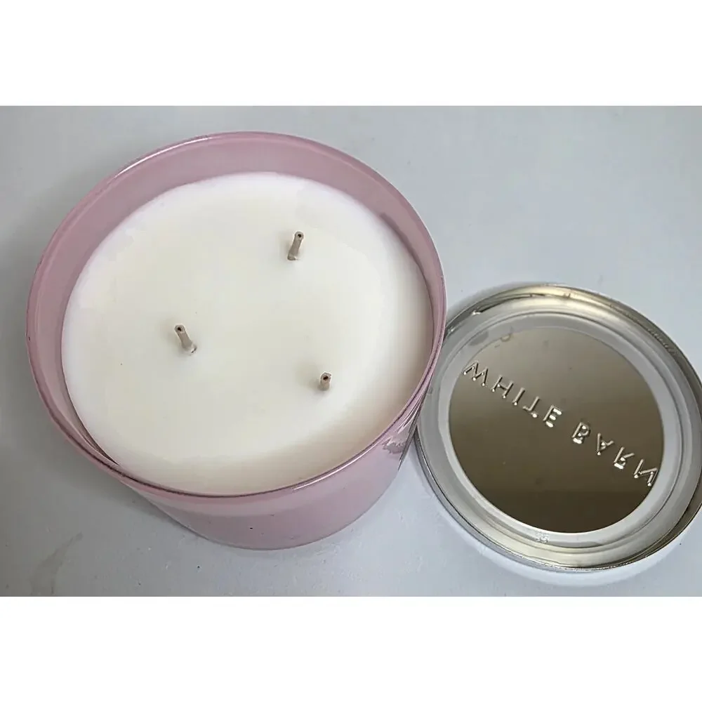 White Barn Crushed Candy Cane 3-wick 14.5 oz Scented Candle - Picture 3 of 4